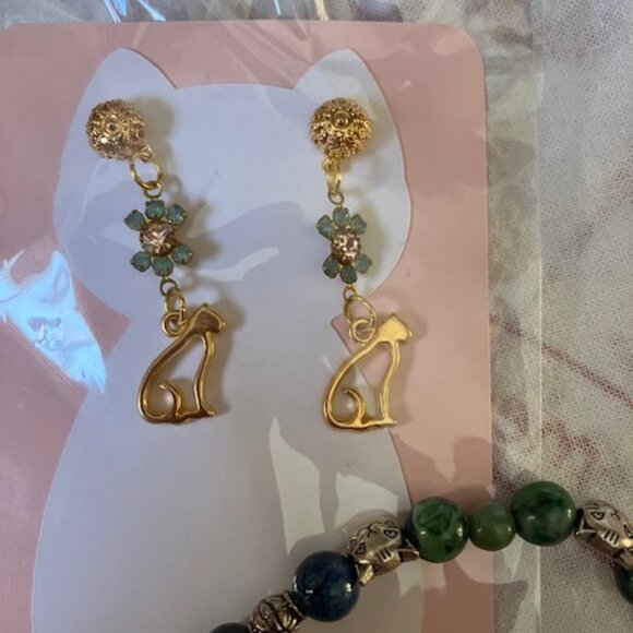 Cat Earings and Stretch Bracelet - Picture 2 of 4